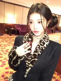 不冷BULENG 东京日记 豹纹收腰大衣设计感V领秋冬外套