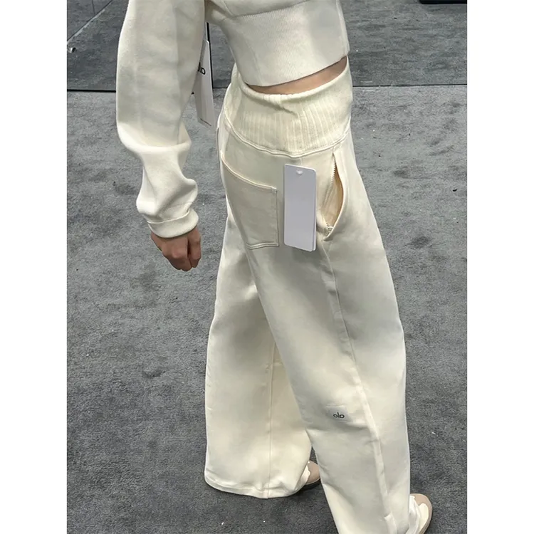 韩系复古慵懒风奶油白直筒休闲裤女春秋冬松弛感阔腿运动软糯卫裤