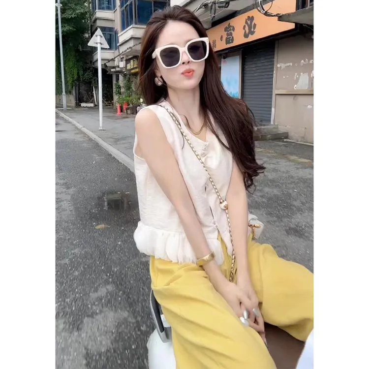 今年流行漂亮的套装小香风干练气质高级感上衣裤子两件套2025夏装