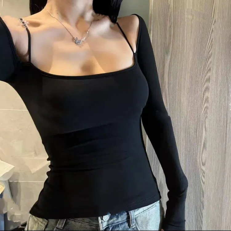 YIDENG加绒设计感一字肩露肩打底上衣修身带胸垫内搭T恤显瘦女士