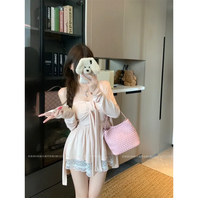 慵懒宽松粉色长袖防晒开衫女夏装套装纯欲飘带抹胸背心上衣两件套