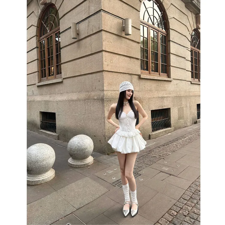 BETTER ME 蕾丝拼接鱼骨胸衣女春修身纯欲吊带背心