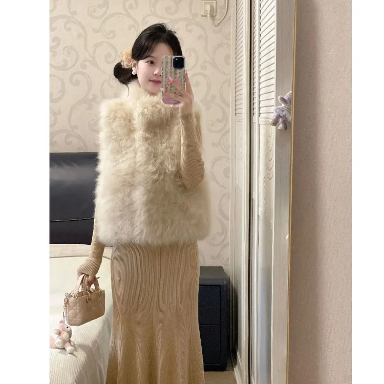 人造皮草 氛围感立体挺括落肩不挑身高百搭马甲狐狸坎肩外套女