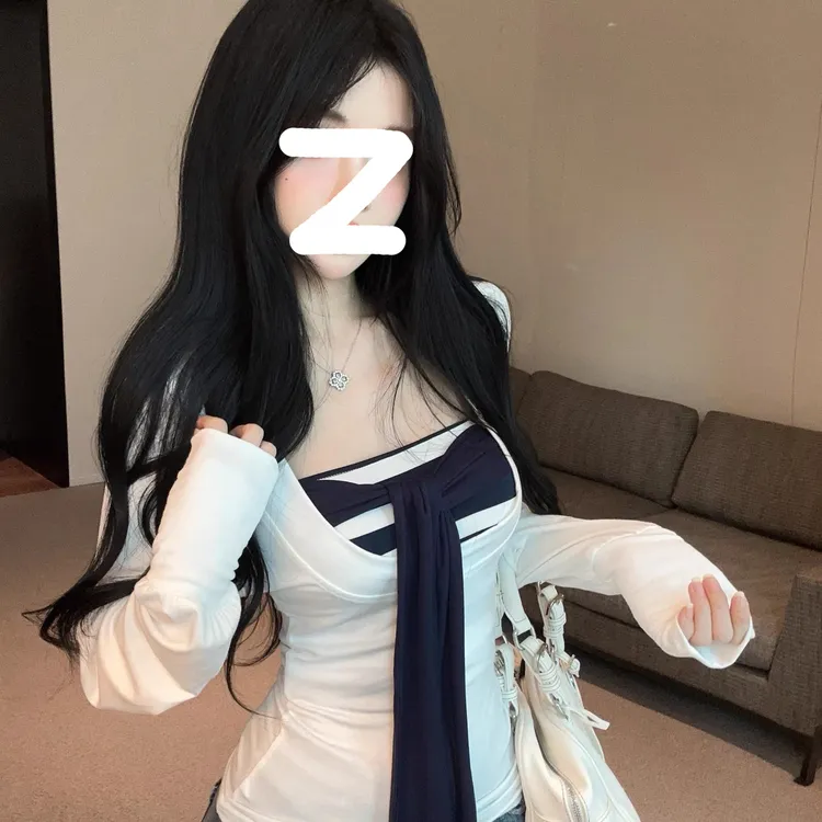 大码纯欲白色长袖T恤女秋修身收腰设计感上衣叠穿条纹抹胸两件套