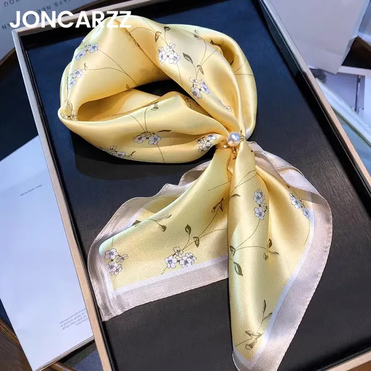JONCARZZ真丝方巾丝巾女嫩黄色薄款时尚桑蚕丝围巾礼盒送长辈