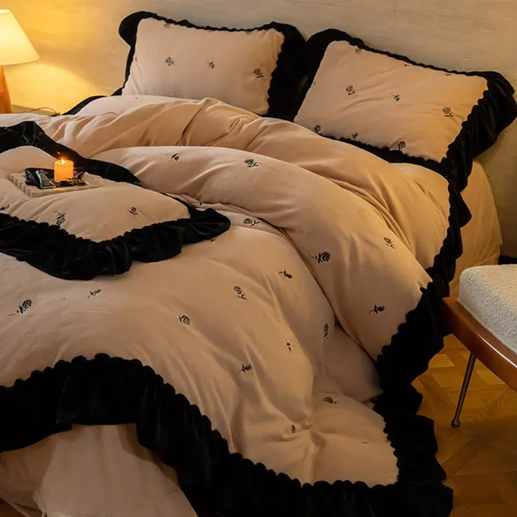 法式复古风保暖加厚牛奶绒四件套冬季双面玫瑰刺绣被套床品粉黑色