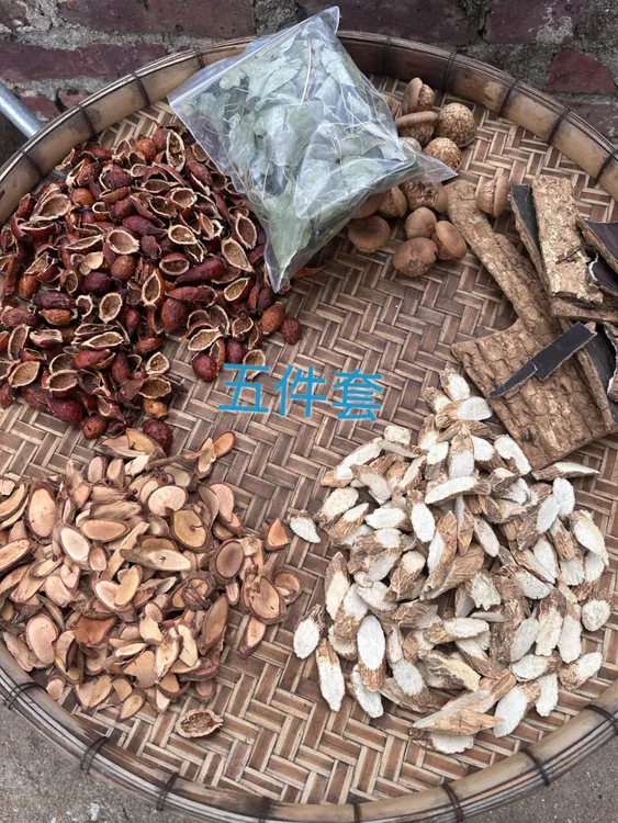 广西深山五种金要樱子+牛+千斤拔等煲汤泡九