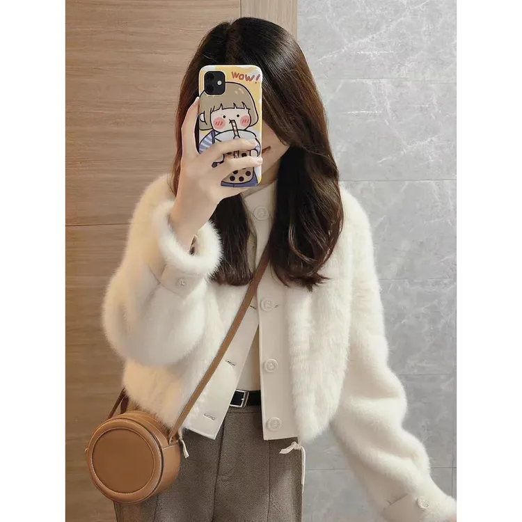 法式洋气白色圆领外套氛围感小众简约百搭上衣冬季2025年新款女装