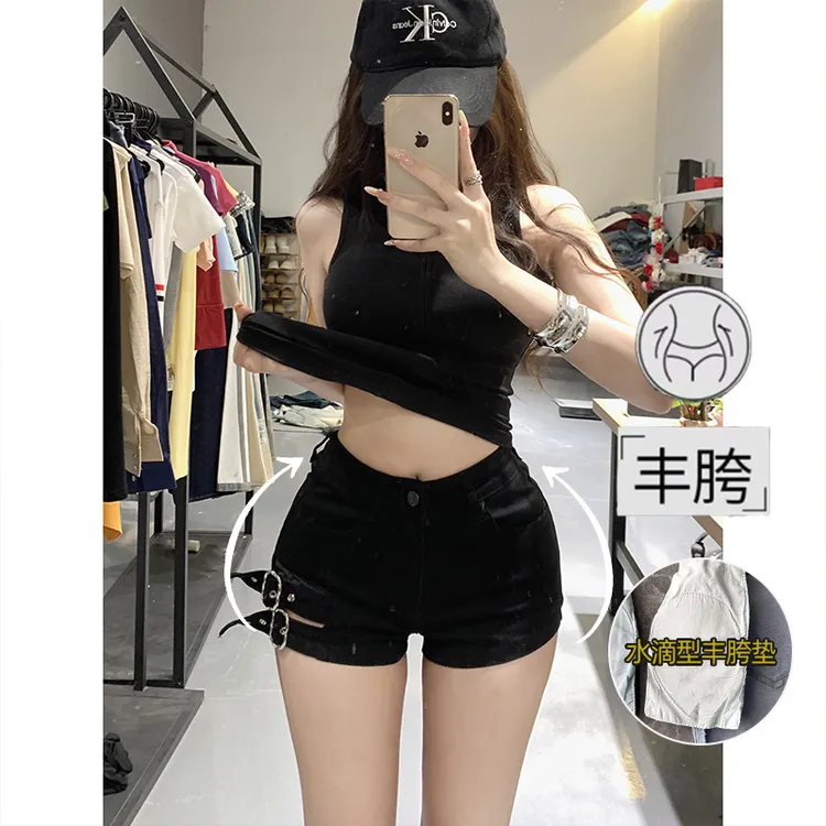 黑色朋克风丰胯牛仔短裤女2025秋季新款低腰紧身显瘦辣妹包臀热裤