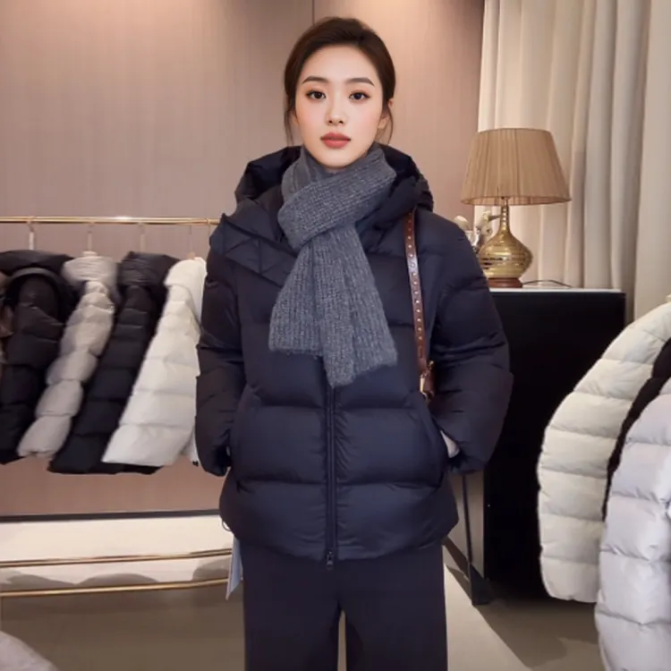 90白鹅绒连帽收腰短款云朵轻盈鹅绒服女保暖羽绒服修身气质厚外套