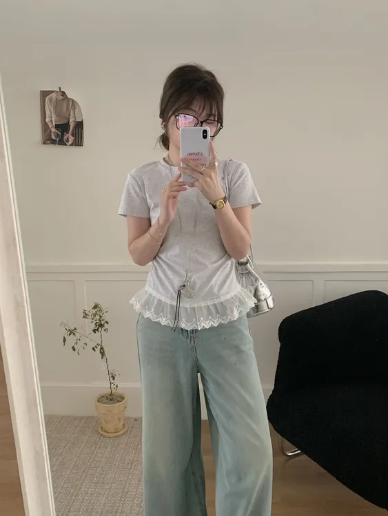 法式蕾丝拼接正肩短袖t恤女夏季大码胖mm遮肚子显瘦别致小衫上衣