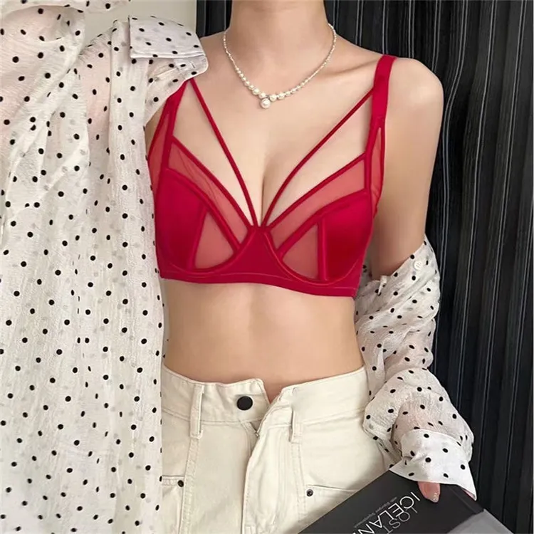 性感纯欲大胸显小内衣女超薄聚拢上托收副乳防下垂大码红色文胸罩