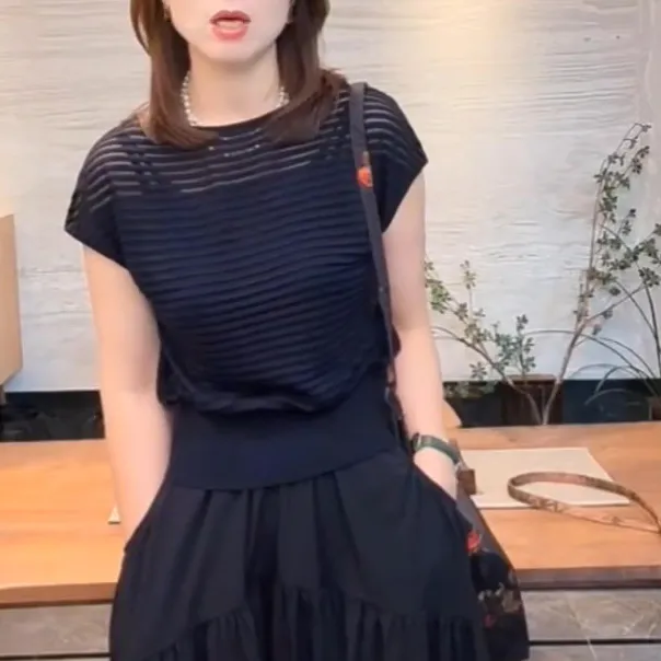 优雅休闲纯色圆领透气2025夏季设计感上衣正肩t恤百搭针织衫短袖