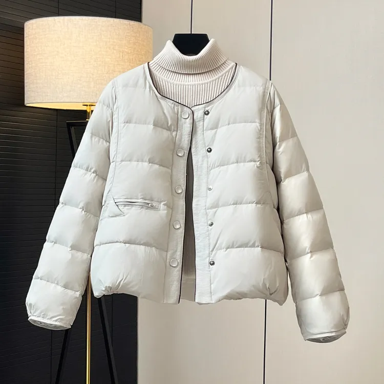 羽绒服女轻薄短款秋冬新款爆款时尚圆领小个子宽松白鸭绒保暖外套