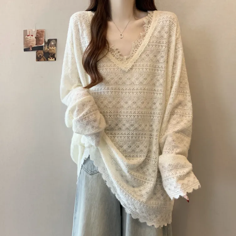  大码女装法式中长款V领长袖蕾丝衫女春秋胖妹妹宽松显瘦遮肚上衣