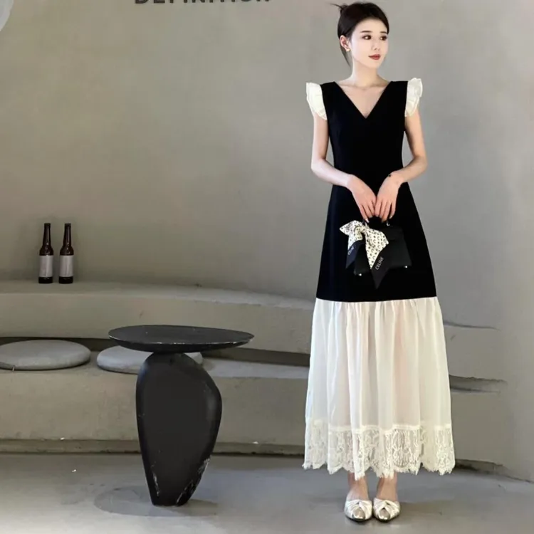 2025夏季新款法式温柔蕾丝拼接小黑裙欧根纱撞色长款连衣裙裙子