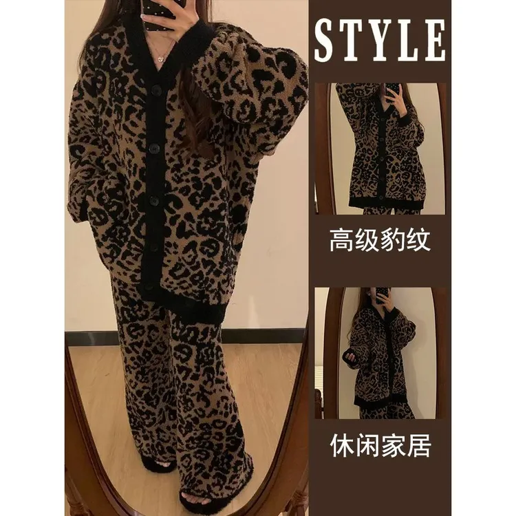 睡衣女法式高级豹纹V领半边绒款冬季2025精致开衫长裤家居服套装