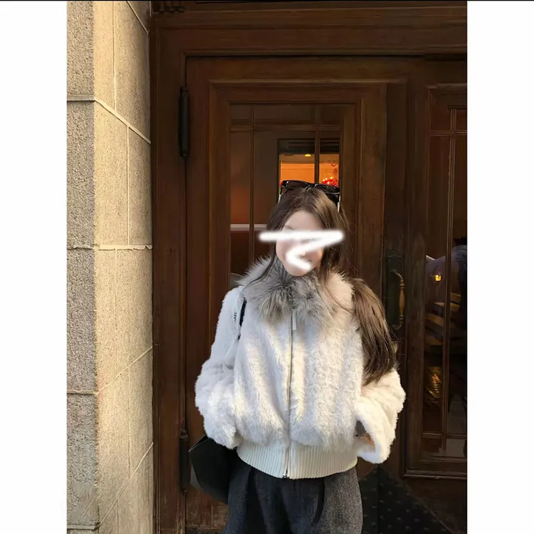 8953# “冬日暖阳”冬季大毛领短款羊羔毛外套女秋冬2025新款保暖