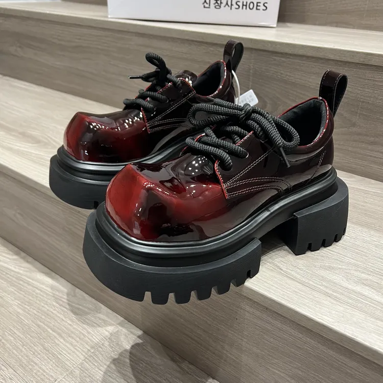 欧货厚底擦色大头小皮鞋女2025春季增高显瘦系带红色乐福鞋9113