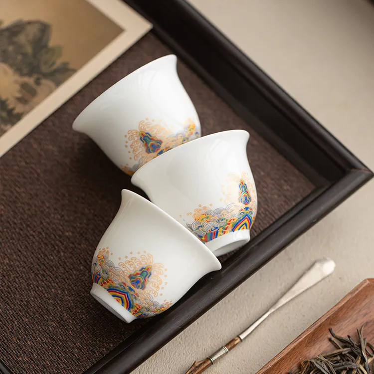 羊脂玉白瓷小茶杯办公室会客泡茶高档陶瓷品茗杯茶道用具功夫茶具