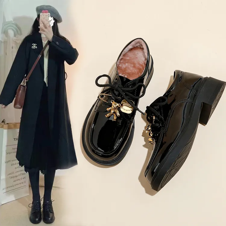 真皮乐福鞋英伦小皮鞋女鞋2024秋冬新款加绒系带小熊扣通勤黑单鞋