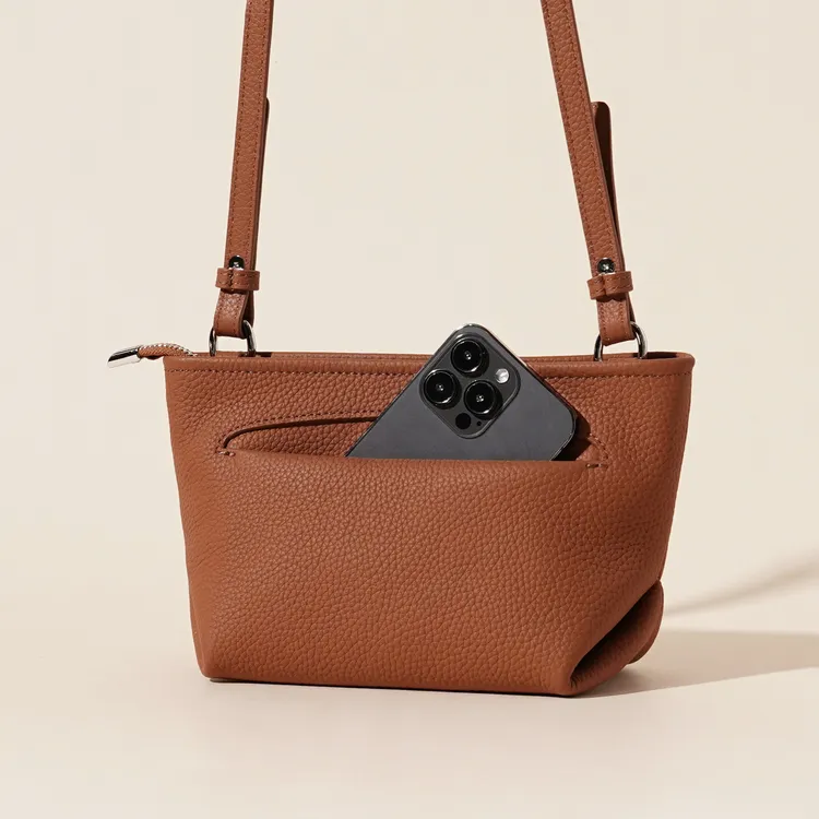 2025春季新款时尚百搭斜跨女士包包YN3539