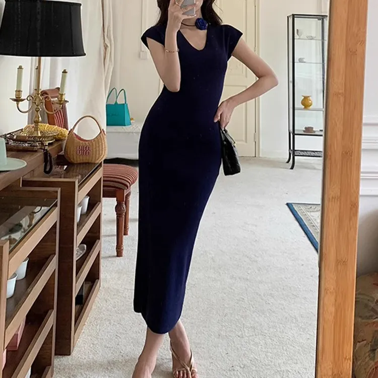 御姐风v领针织连衣裙女夏季新款辣妹修身收腰显瘦气质包臀长裙子