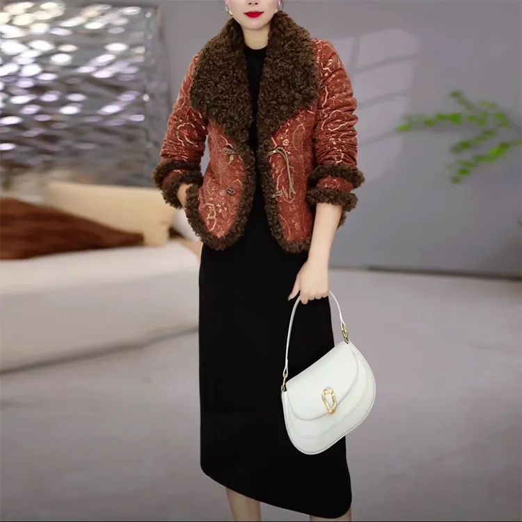 冬季蓄热棉《外套＋连衣裙》两件套加厚毛领百搭显瘦修身贵气女士-