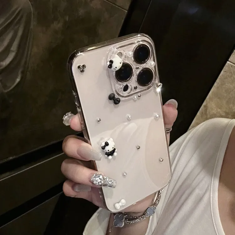 酷黑蝴蝶结凯蒂iPhone16promax手机壳适用苹果15甜酷风14可爱13pm
