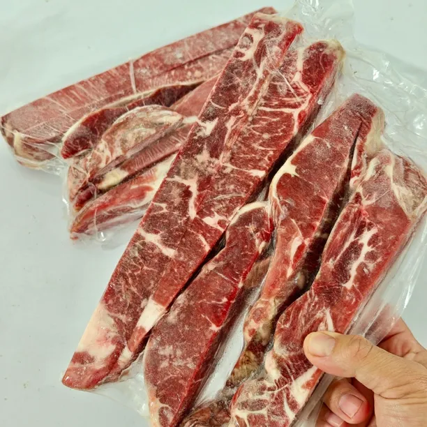 冷冻去骨牛胸部肋条牛腩800g*2袋