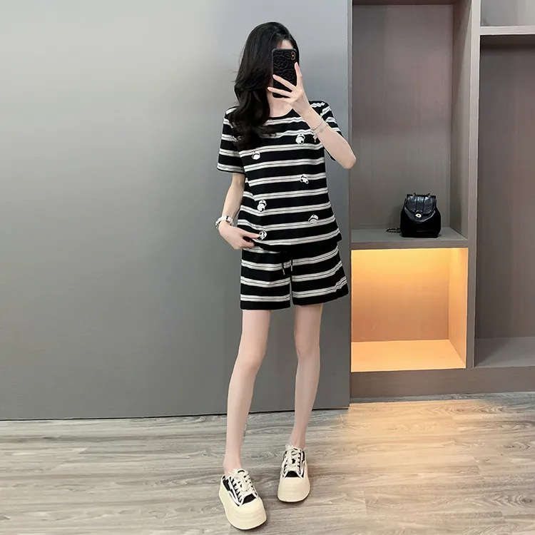 黑色条纹熊猫短袖圆领T恤时尚短裤休闲两件套2025新款爆款女装潮