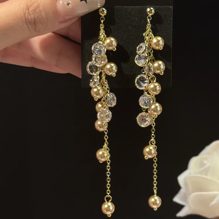 铜合金仿珍珠耳饰 浅与】秋冬小众高级感长款珍珠流苏耳环轻奢耳钉