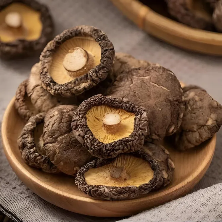 【产地直发】3.5~4 无硫熏农家锻木肉厚香菇干肉厚无根干香圆润净重