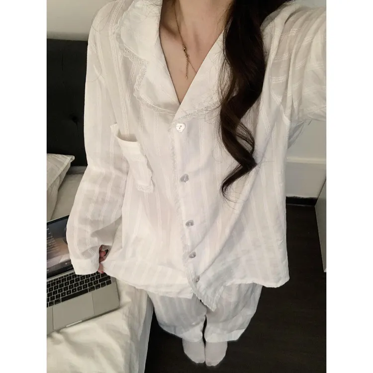 休闲风白月光花边拼接长袖睡衣女春秋款亲肤舒适双层棉家居服套装
