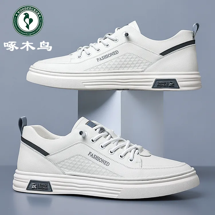 啄木鸟秋季2025今年流行鞋子轻便新款皮鞋舒适百搭低帮休闲板鞋子