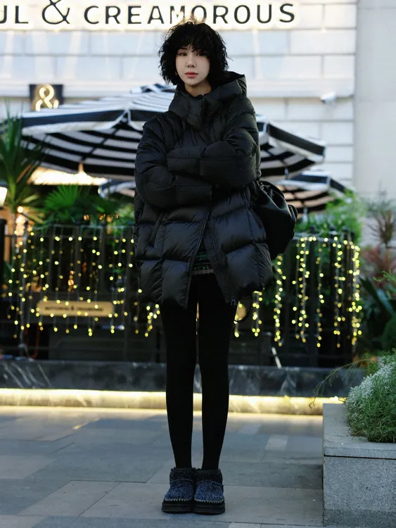 TT设计师【冬川十里】时尚简约蓬松保暖白鸭绒面包服羽绒服TT191493