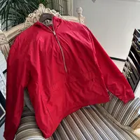 ananstudio红色连帽防晒衣