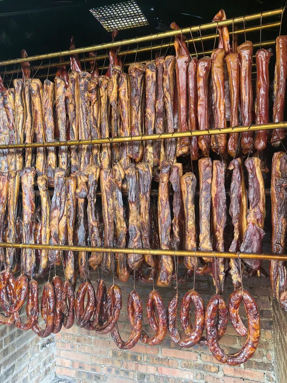 河池传统古法甘蔗烟熏腊肉腊肠腊猪头皮腊猪脚（直播间现称）