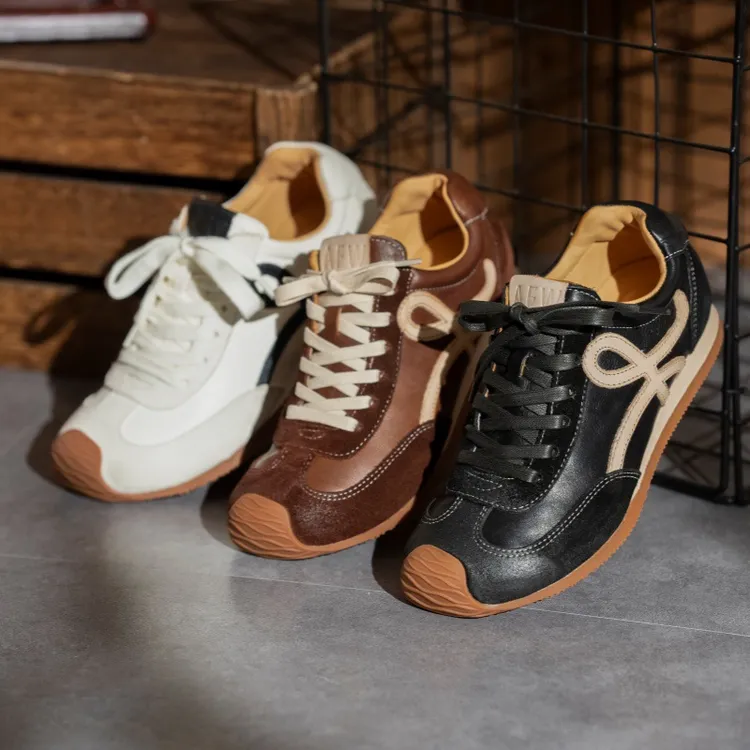 小罗头层牛皮德训鞋女款2025新款秋季低帮休闲女款夏季红色厚底