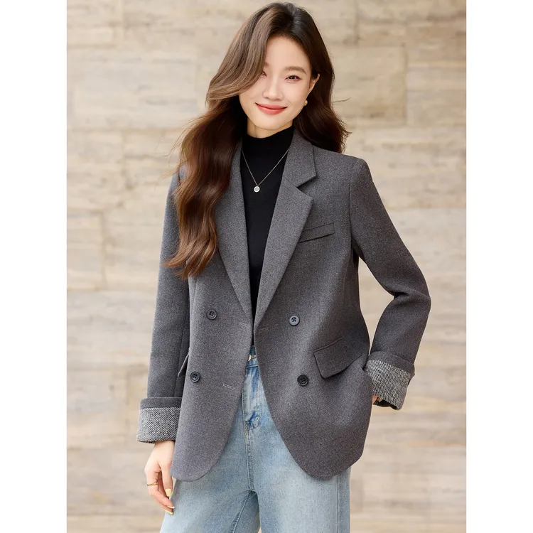 灰色西装外套女2025新款春秋宽松大码休闲气质高级感女士西服上衣