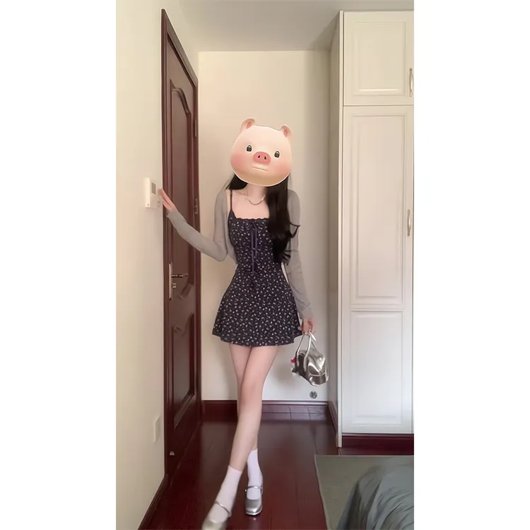 连衣裙女小众高级感女装法式蓝色碎花吊带裙春季薄款针织开衫外套