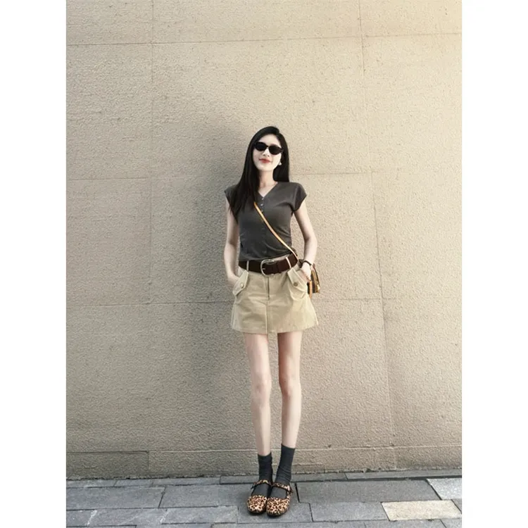 2025夏季新款修身显瘦高级简约风短袖上衣气质时尚收腰半身短裙女