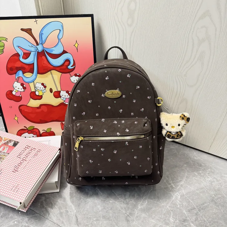 【甜心】复古碎花咖色大容量双肩包！送挂件～放a4