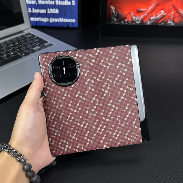 适用华为mateX6磁吸翻盖手机壳mateX5x3典藏版全包潮牌字母保护套