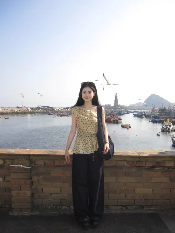 女装夏装套装2025新款爆款设计感复古慵懒风显瘦上衣休闲百搭裤子