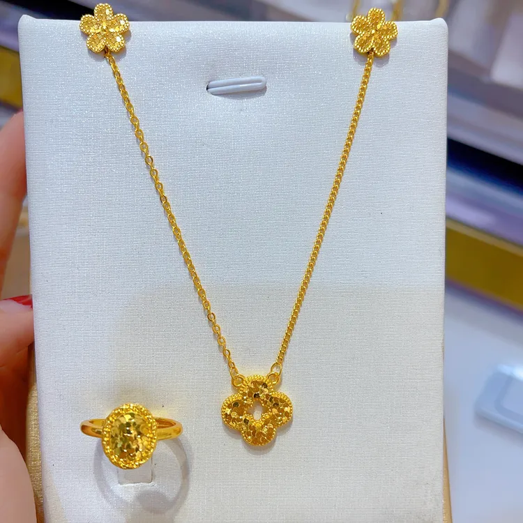 钛钢项链 1545新款三件套首饰耳环项链戒指爆款白搭时尚金色