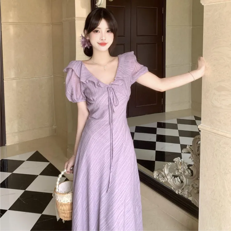 2025夏季新款法式温柔风泡泡袖连衣裙高级感显瘦度假风长裙女