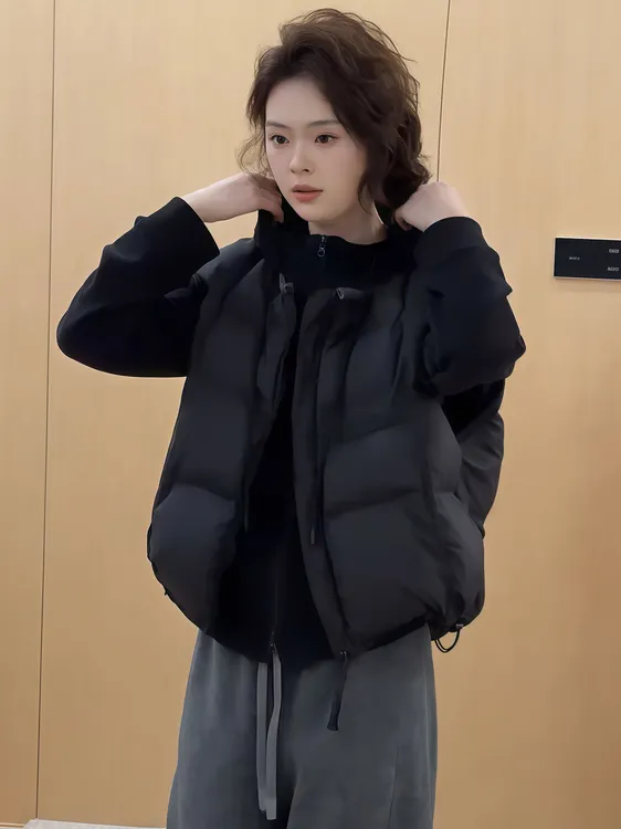 2025秋冬季新款女士黑色休闲圆领白鸭绒马甲时尚百搭短款马夹外套
