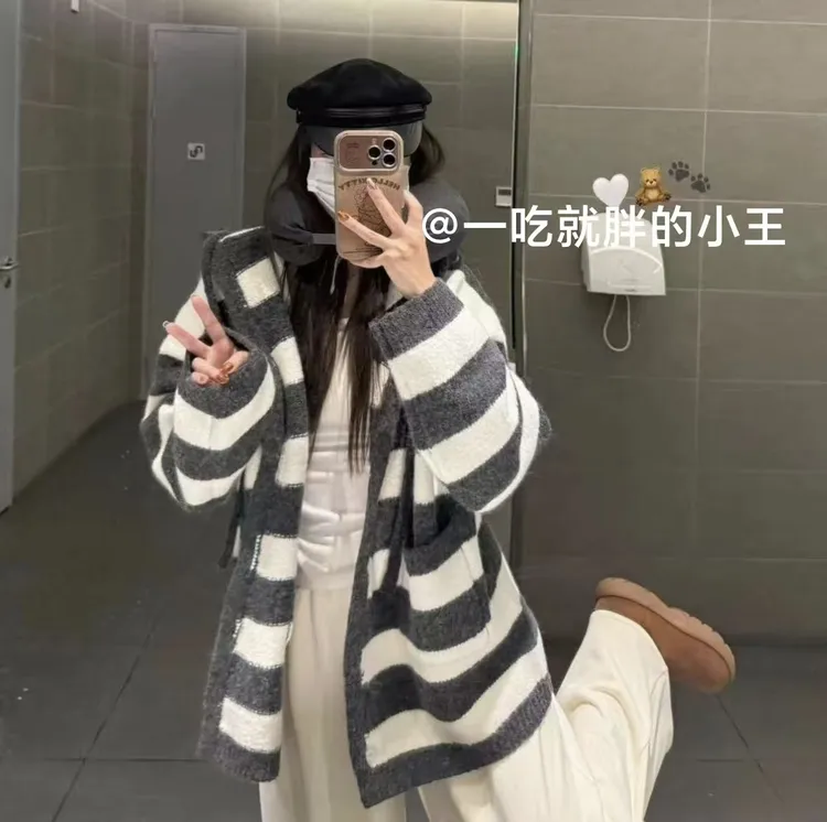 【小王家】大码连帽毛衣撞色粗条纹秋冬宽松口袋针织开衫外套8039