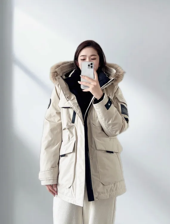 2025新款户外加厚男女同款毛领羽绒服DM-608